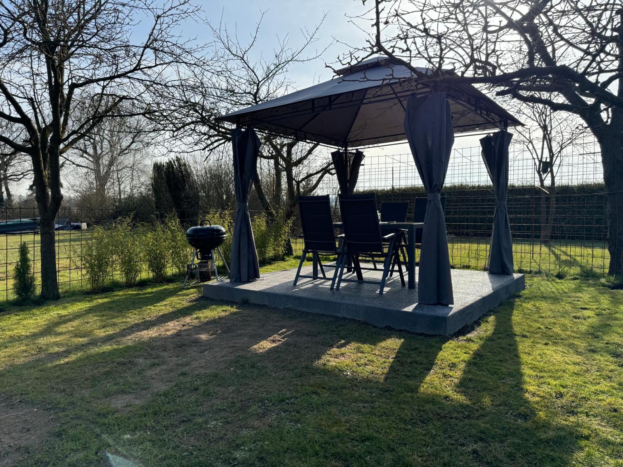 Ferienwohnung Am See Dillich - Eigener Garten - Ruhige Lage - Natur Vor Der Haustuer Borken  Exterior foto